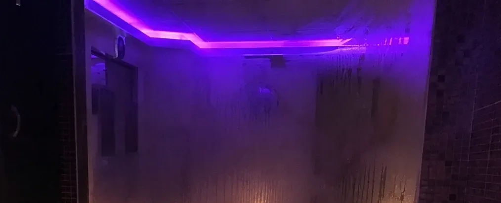 Hamam kubbesi aydınlatması — Lila Spa, Beyoğlu misafirlerine hizmet veren salon